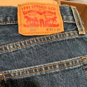 Men’s Levi’s 505 jeans